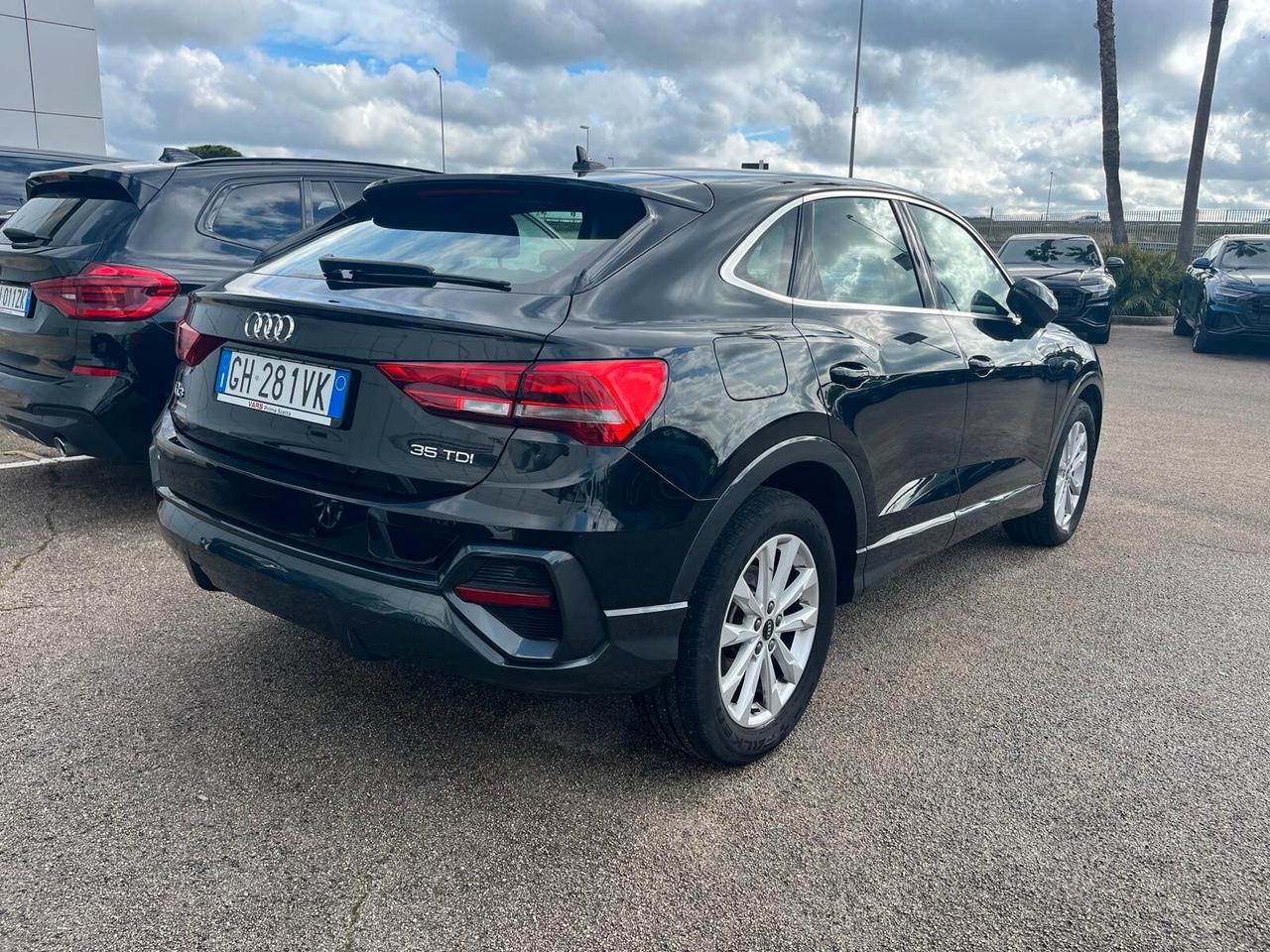 Audi Q3 35 TDI S tronic Business Advanced