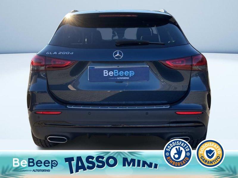 Mercedes-Benz GLA 200 D PREMIUM AUTO
