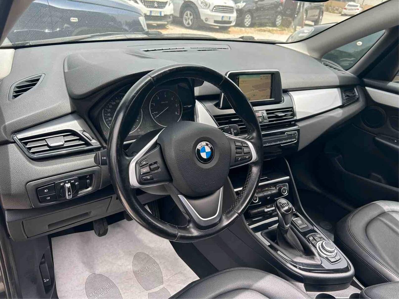 Bmw 218d Active Tourer Luxury TETTO NAVI