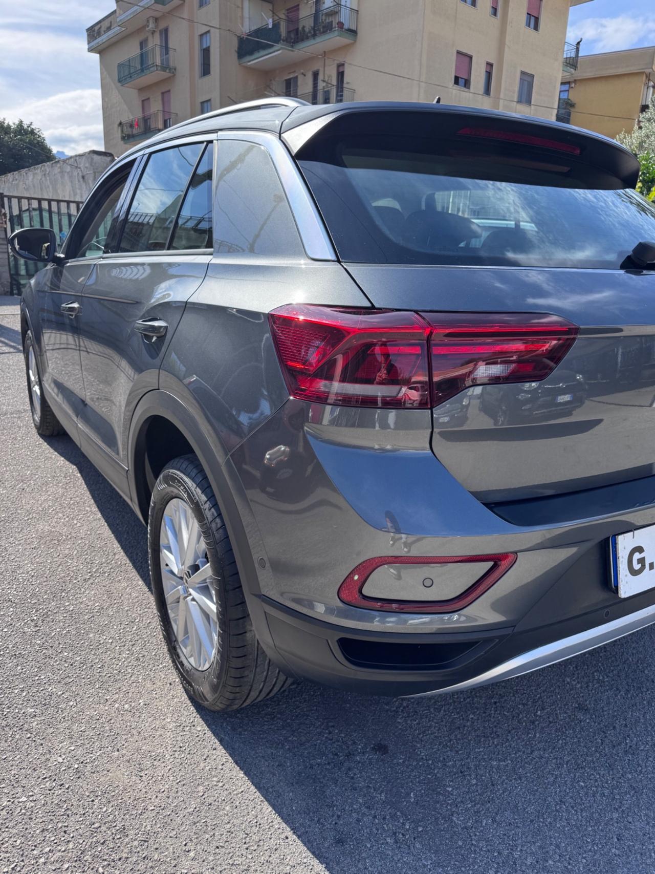 Volkswagen T-Roc 2.0 TDI 150 CV DSG SPORT 2023