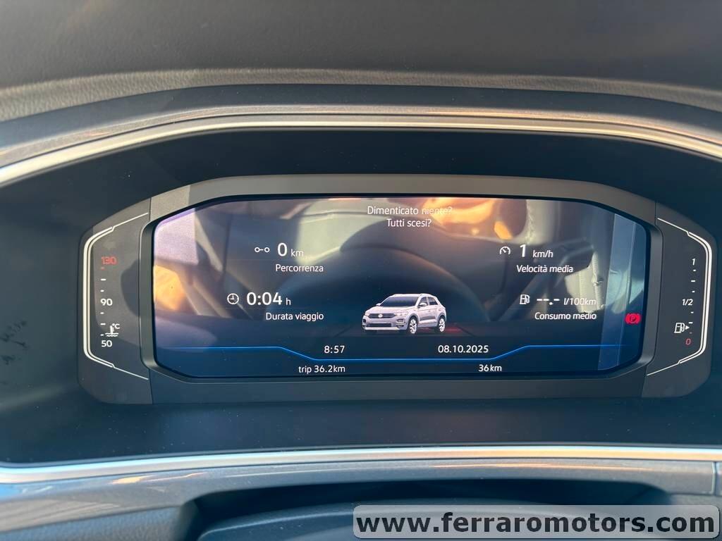 Volkswagen T-Roc 1.0 TSI R-Line Tua a soli 300 Euro al mese IVA ESPOSTA