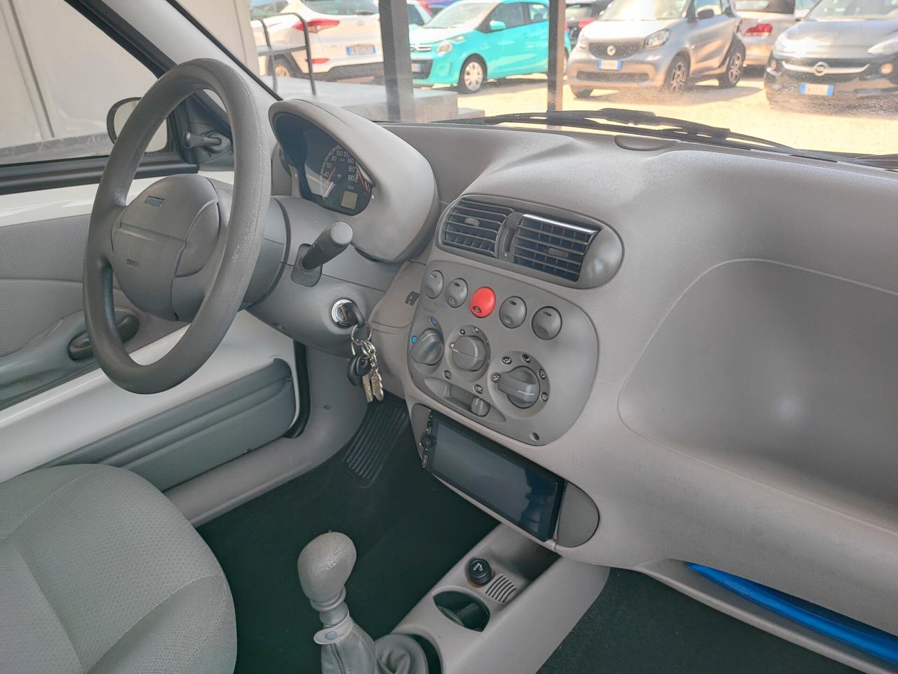 Fiat 600 1.1 Active