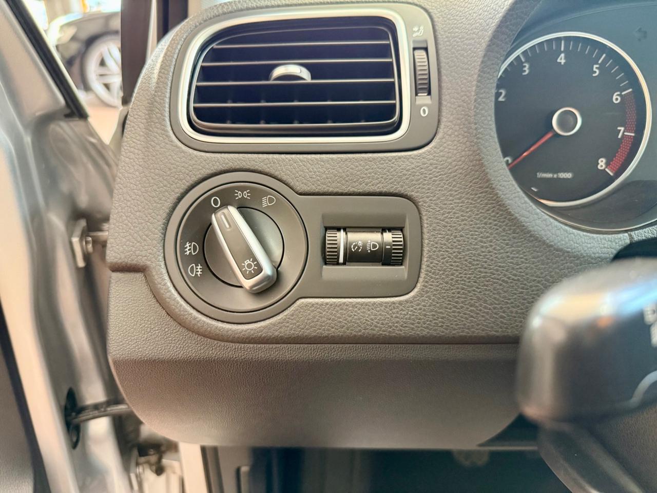 VW Polo 1.2 benzina 69cv Neopatentati