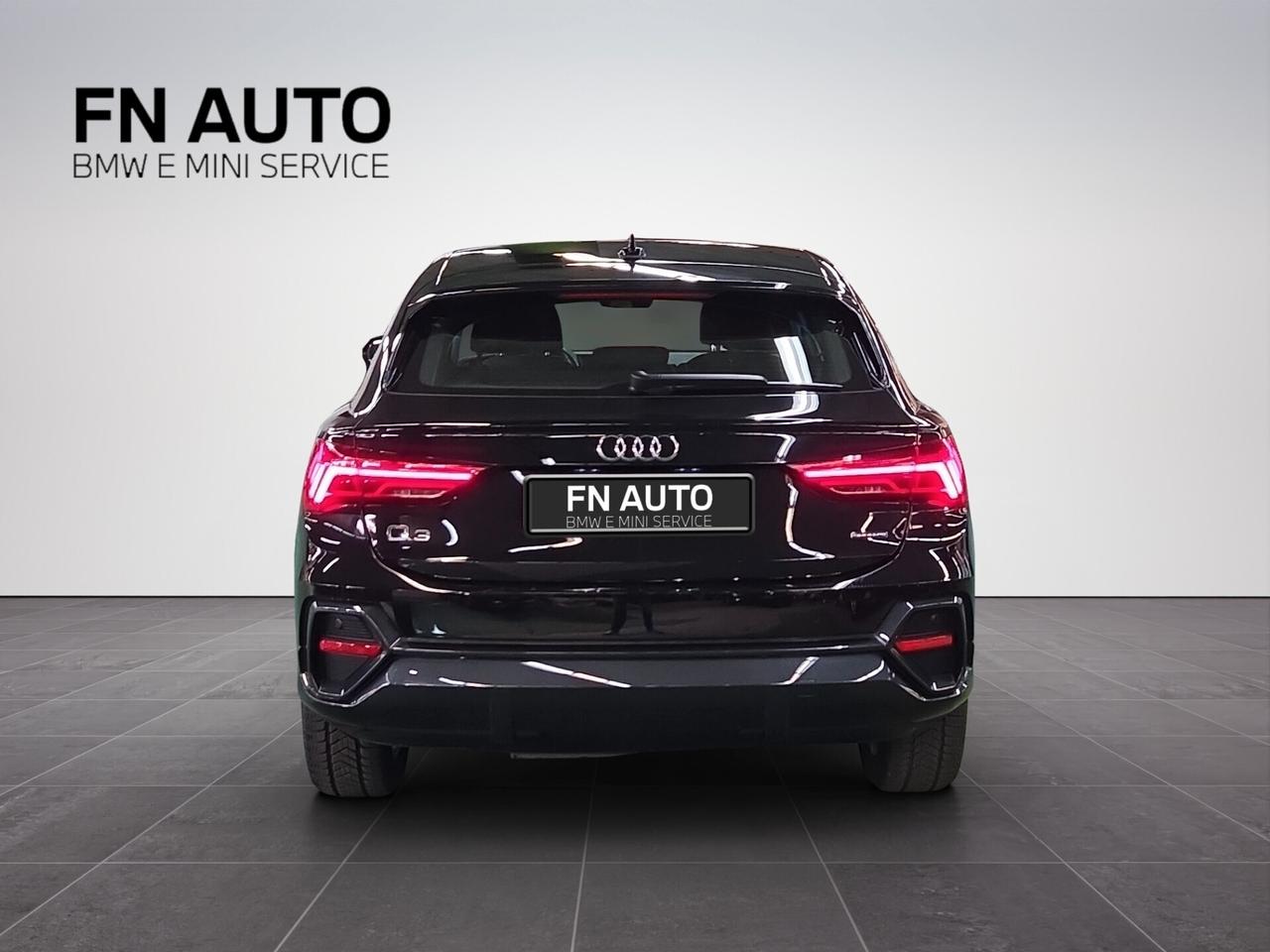 Audi Q3 SPORTBACK 35 TDI S tronic QUATTRO Business Plus