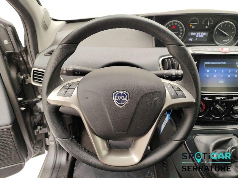 Lancia Ypsilon III 2021 1.0 firefly hybrid Gold s&s 70cv