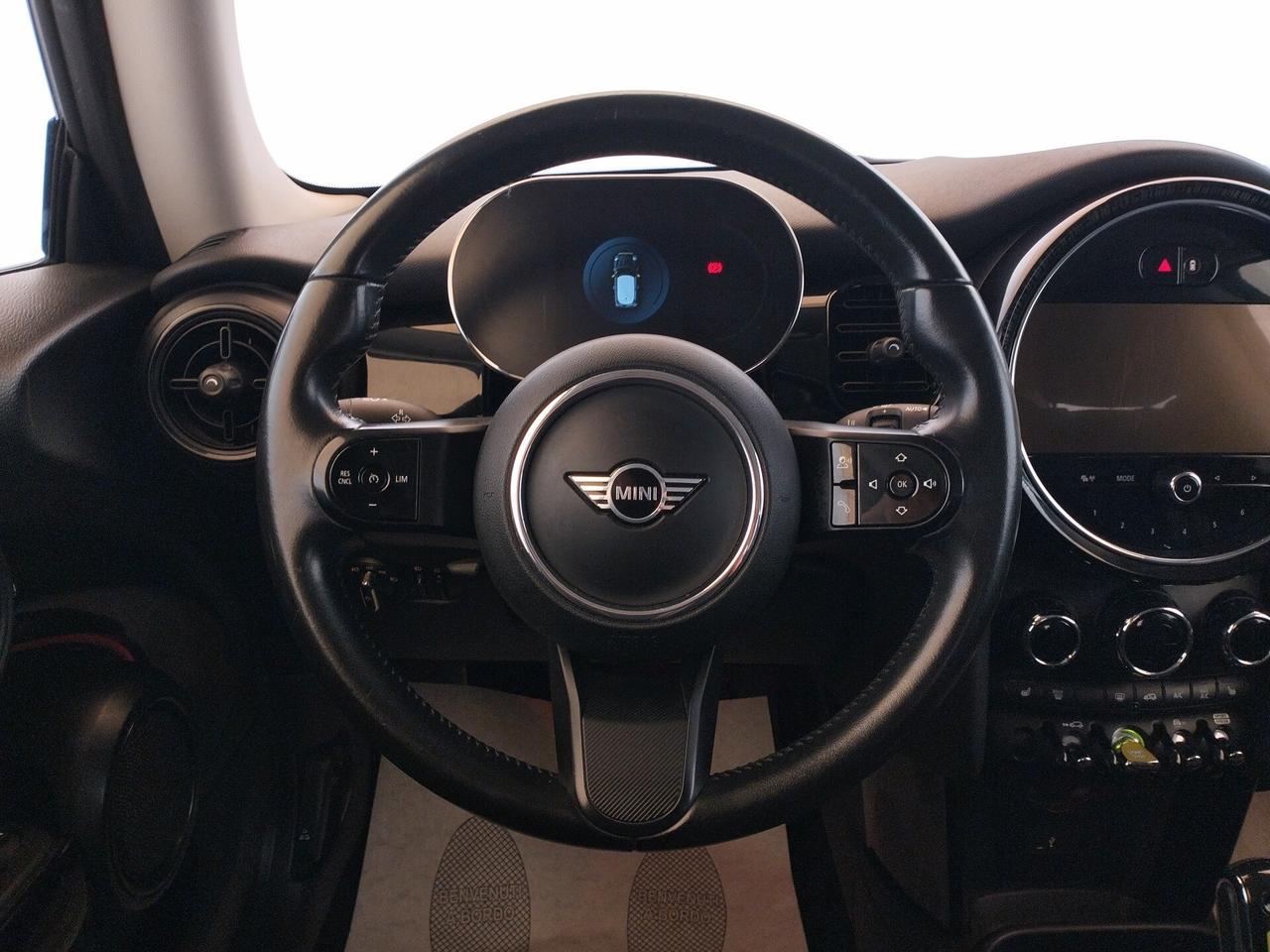 Mini Full Electric Cooper SE Classic - NEOPATENTATI