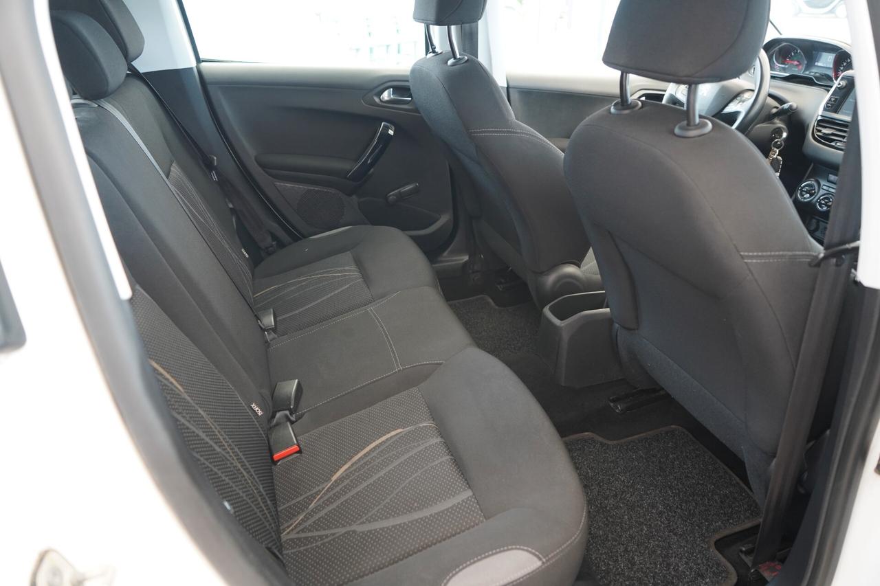 Peugeot 208 1.2 VTi 82 CV 5 porte Active