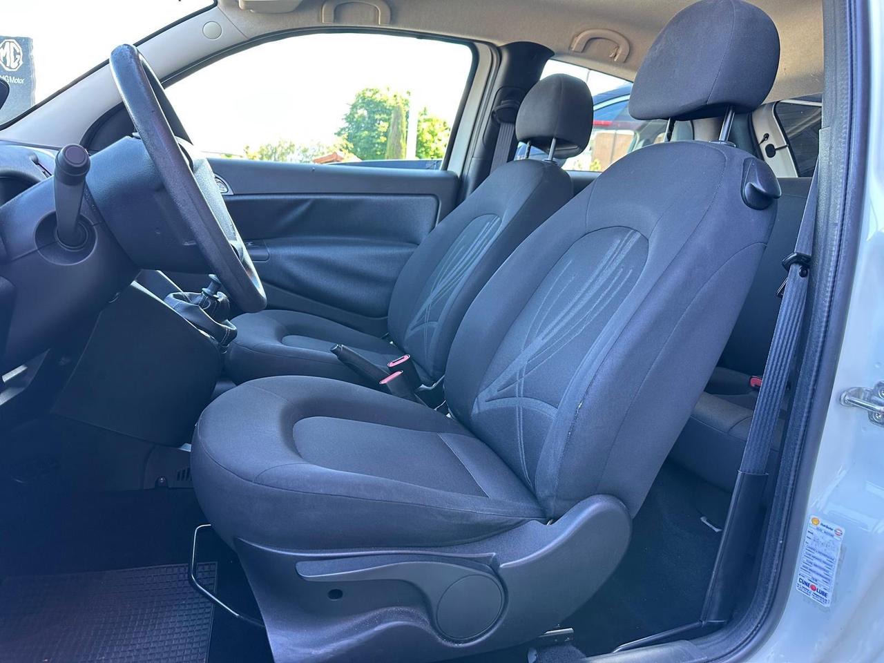 Lancia Ypsilon 1.2 8v Argento 69cv