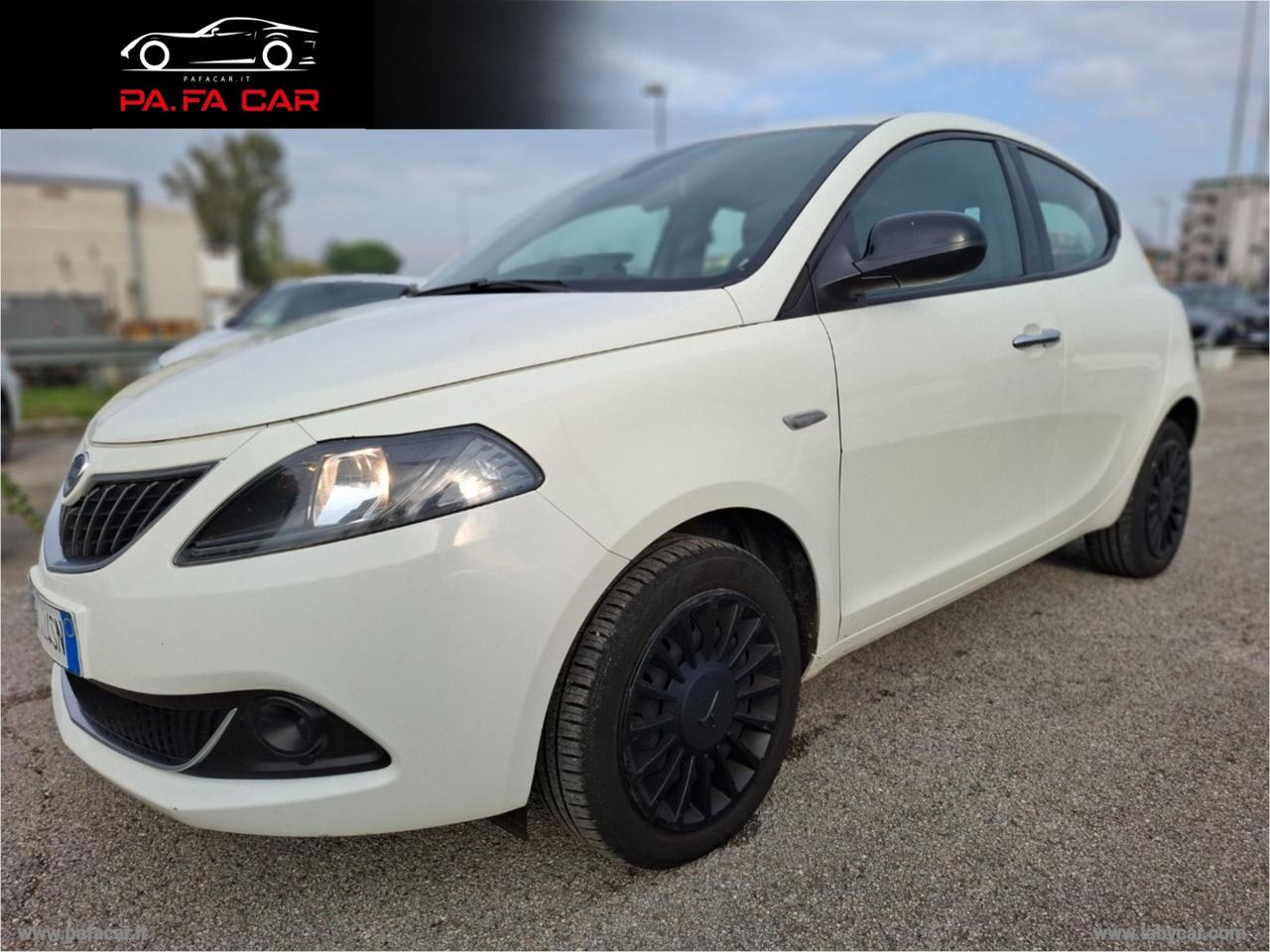 LANCIA Ypsilon 1.0 FireFly 5p.S&S Hybrid Silver