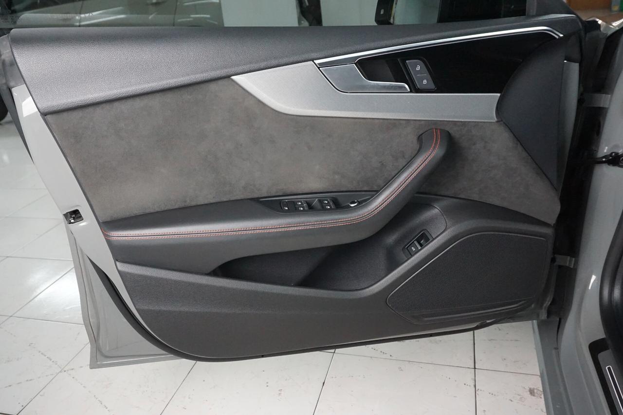 Audi A5 SPB 40 TDI quattro S tronic S line edition Identity Black