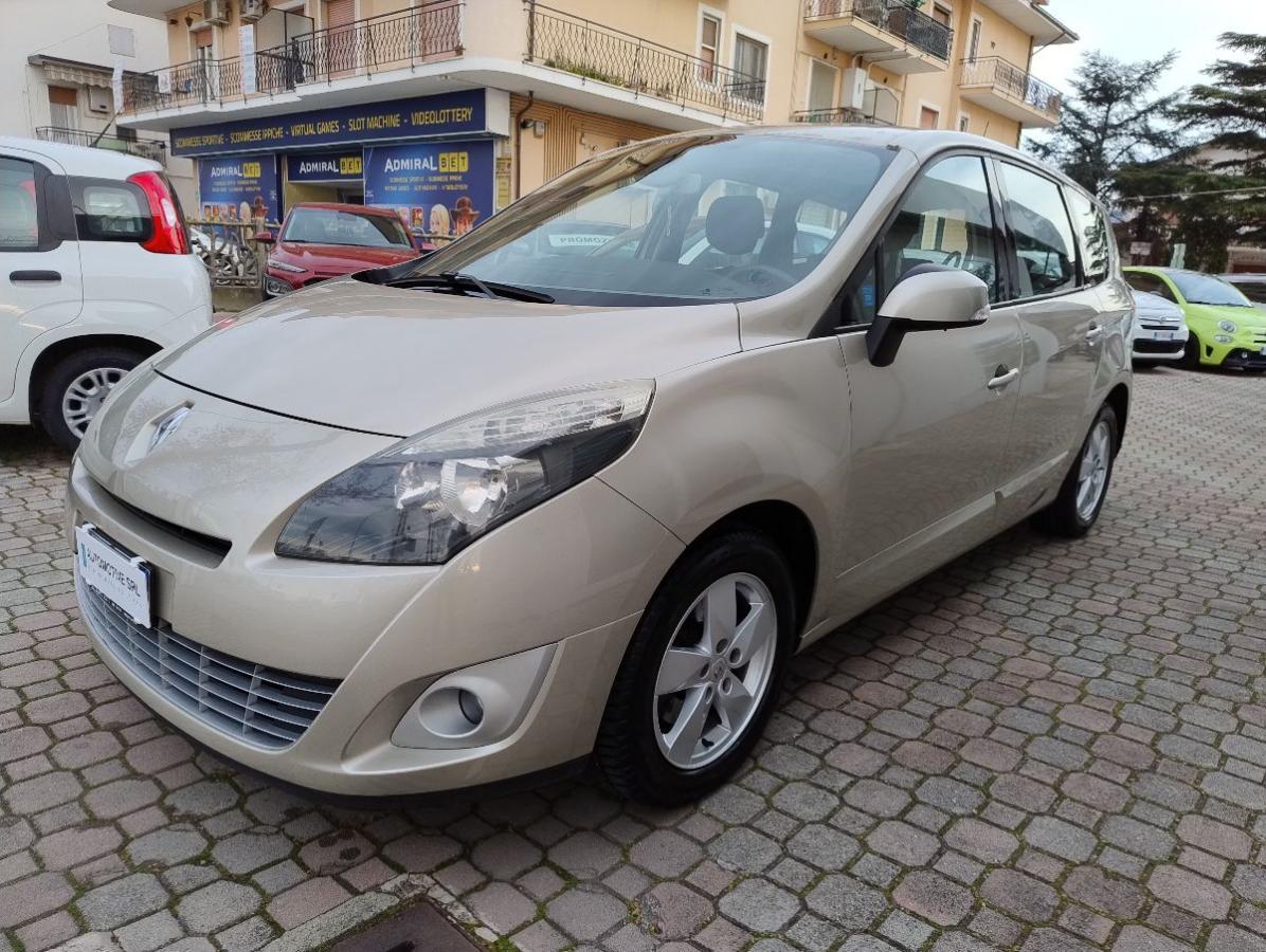 RENAULT - Scénic - 1.5 dCi 110CV 7 POSTI