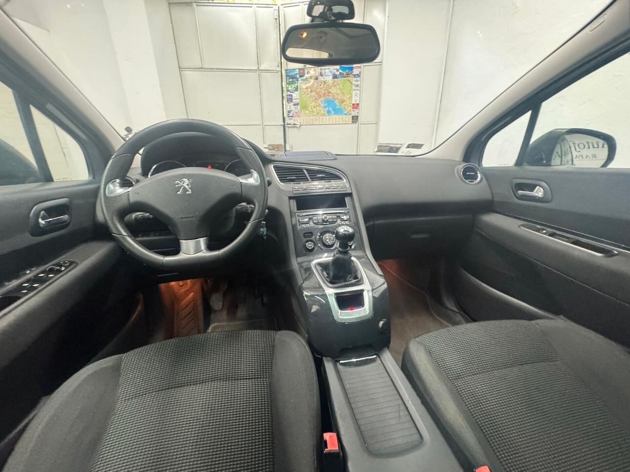 Peugeot 5008 BlueHDi 120 S&S Allure