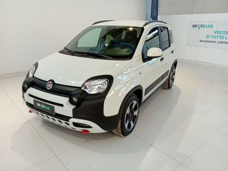 FIAT Panda 1.0 FireFly S&S Hybrid City Cross