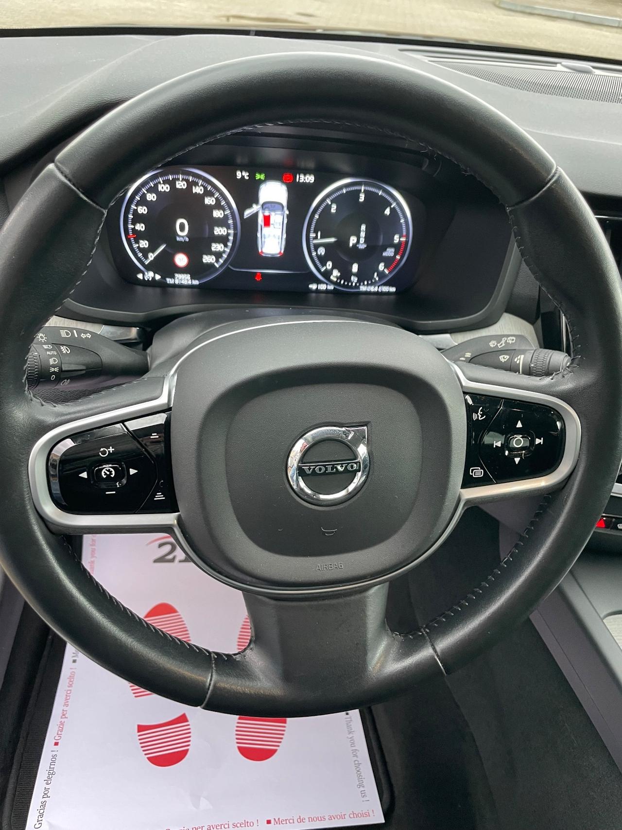 Volvo V60 Cross Country B4 (d) AWD Geartronic Business Pro Line