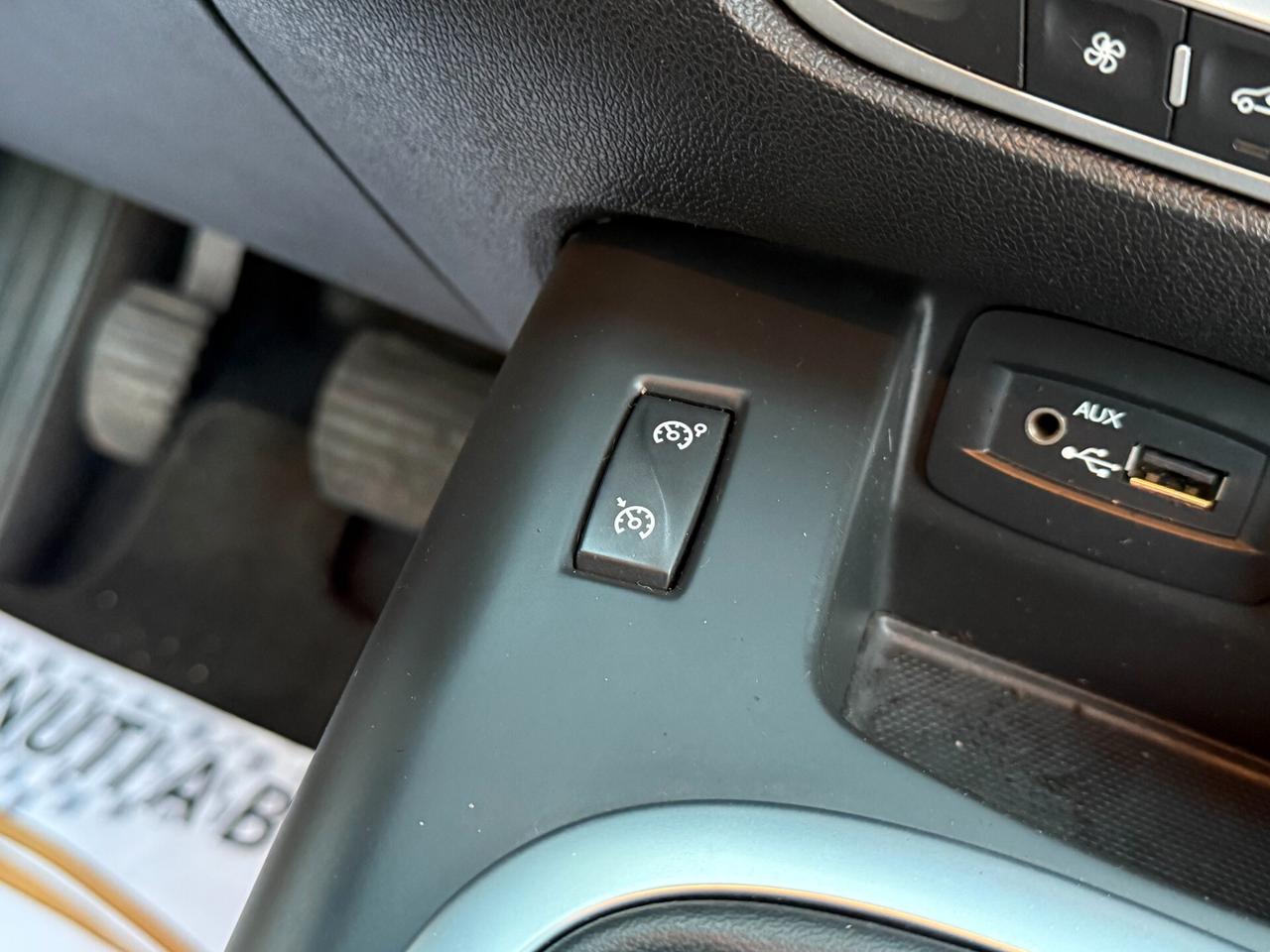 Renault Scenic X-Mod 1.5 dCi 110CV NAVI - 2009