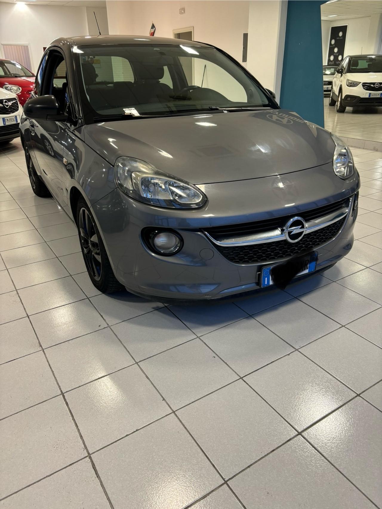 Opel Adam 1.4 87 CV GPL Tech Jam