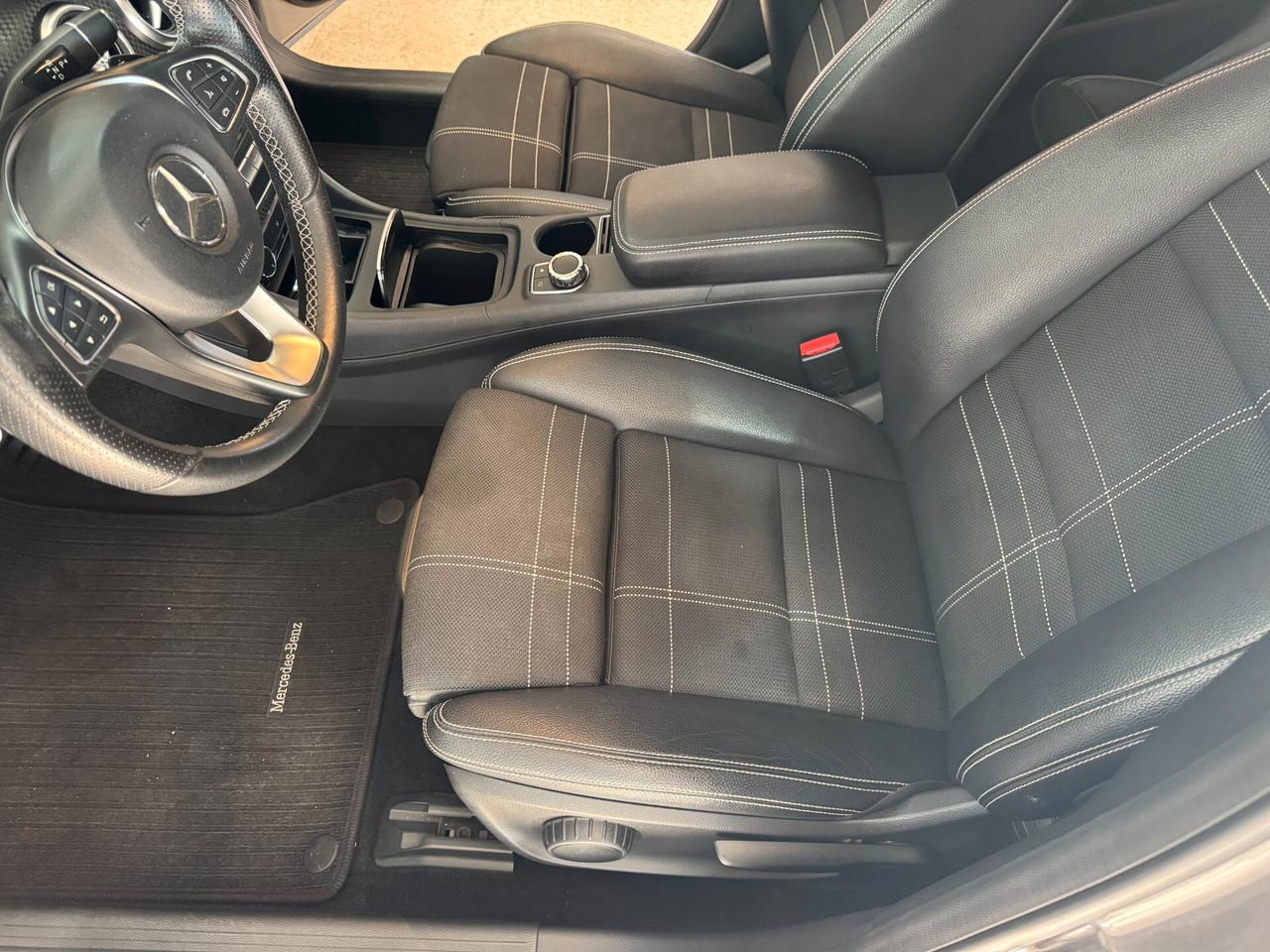 Mercedes-benz A 180 d Automatic Premium NAVI-LED