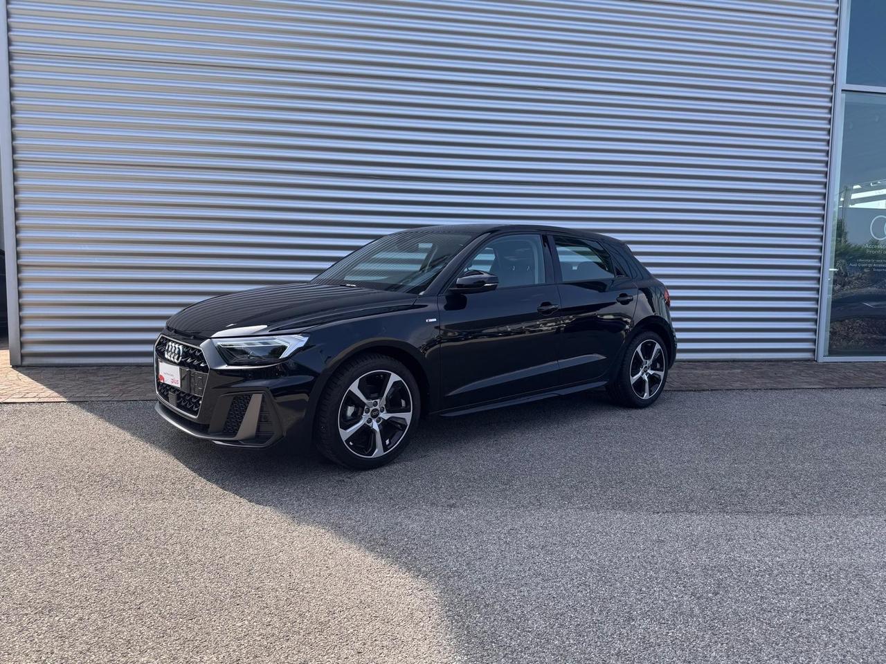 AUDI A1 SPORTBACK 30 TFSI S-TRONIC S LINE EDITION
