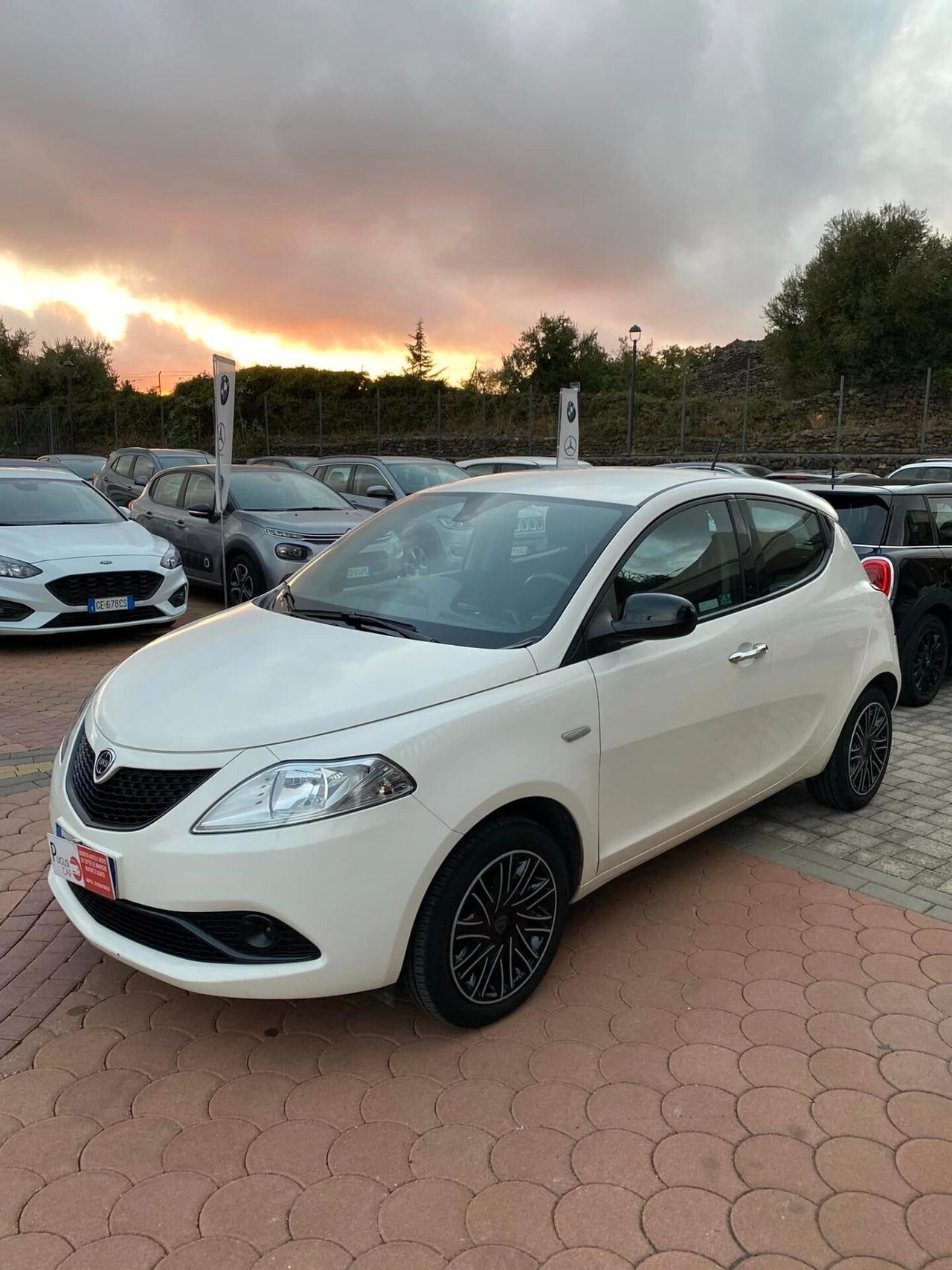 Lancia Ypsilon 1.2 69 CV 5 porte S&amp;amp;S Gold 11/2020