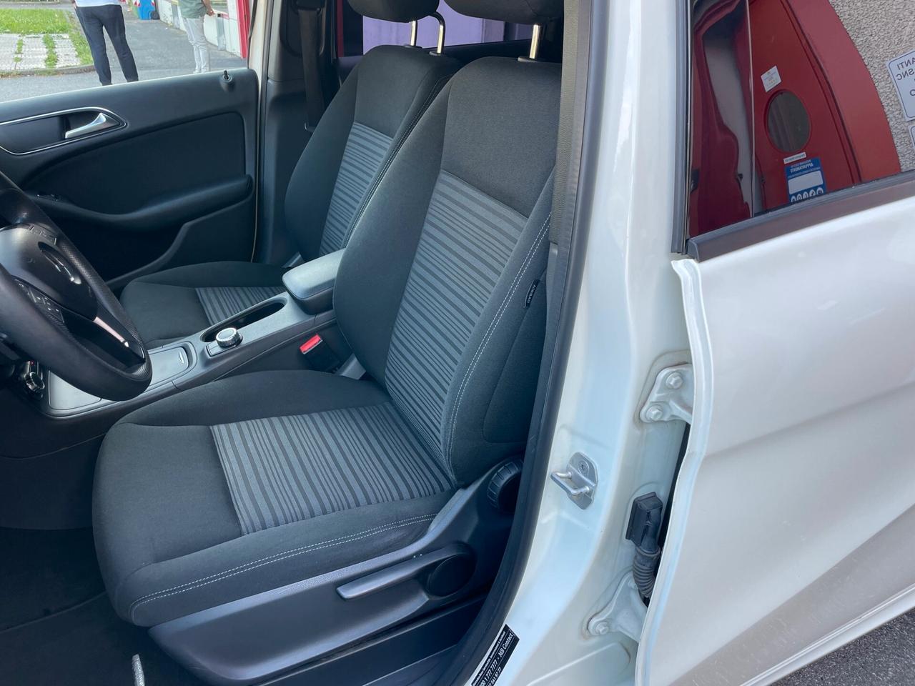Mercedes-benz B 180 Classe D Premium autom.