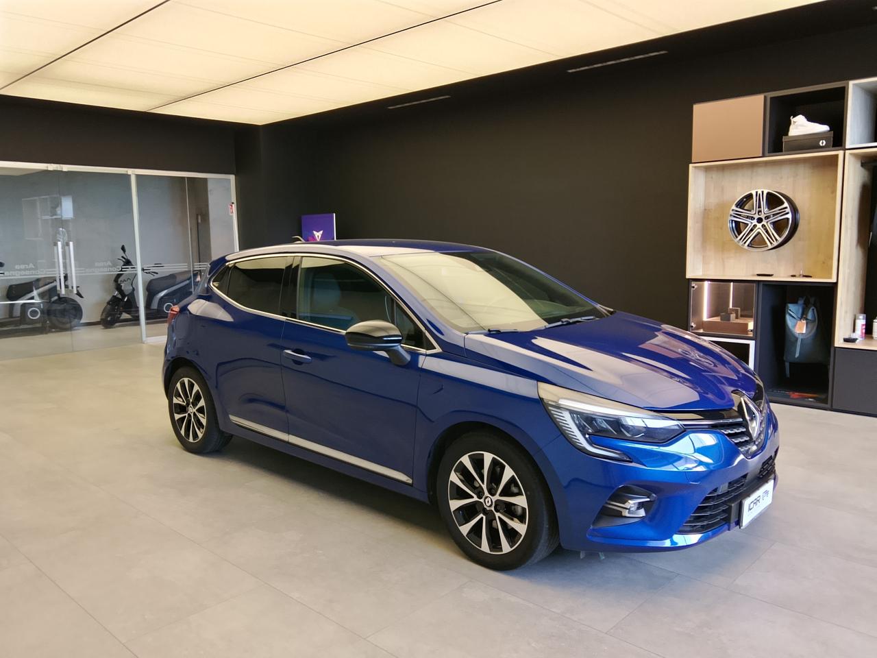 RENAULT Clio V 2019 - Clio 1.6 E-Tech full hybrid Techno 145cv auto