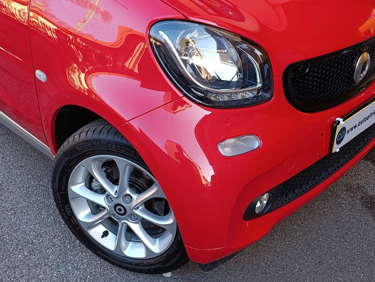 Smart ForTwo 70 1.0 twinamic 2019 km 27.572 certificati