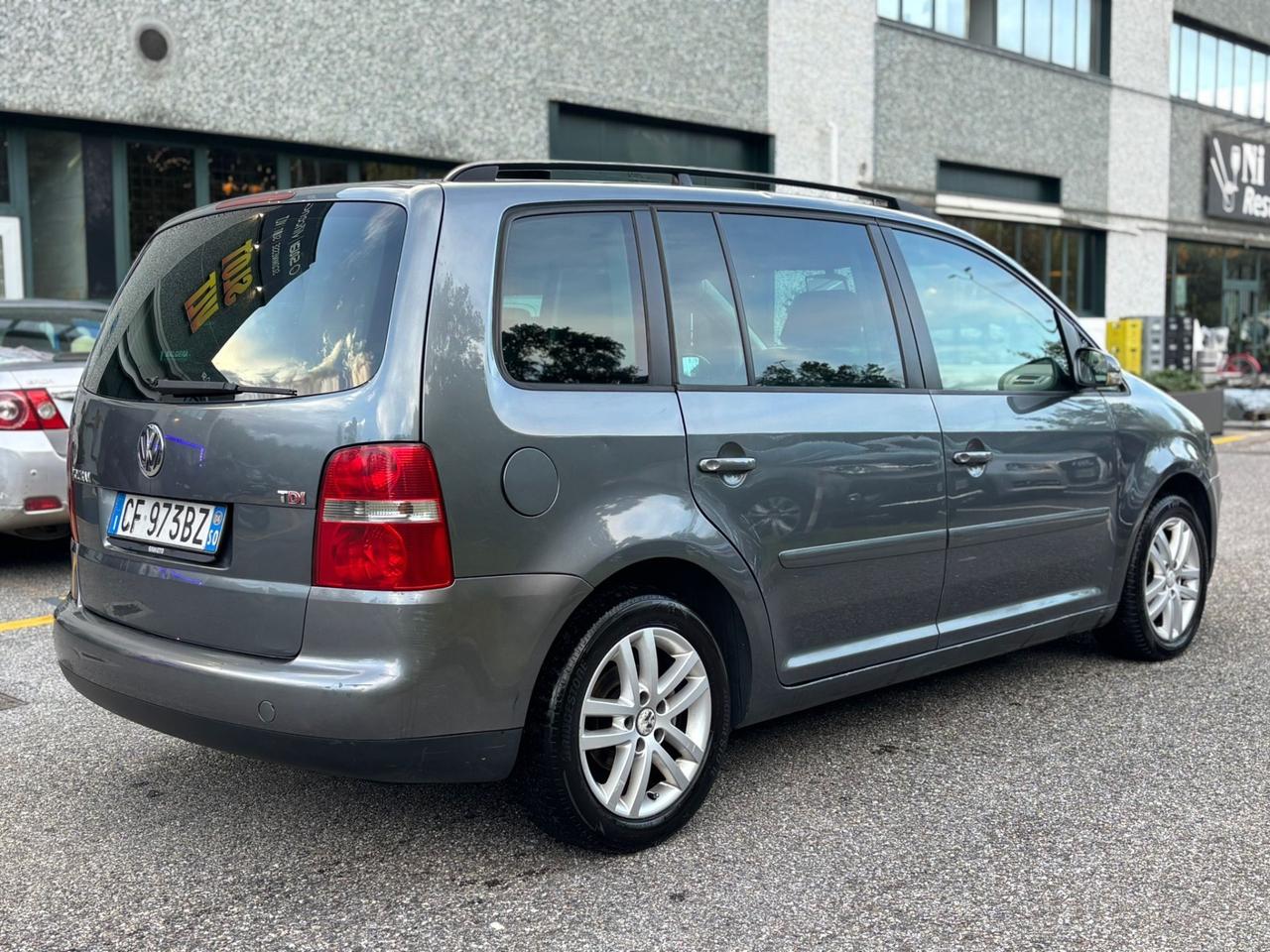 Volkswagen Touran 2.0 TDI 136CV 7POSTI Highline