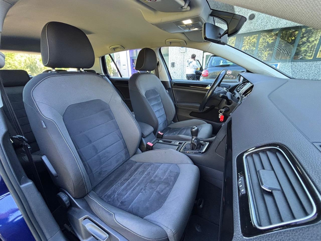 Volkswagen Golf 1.6 TDI 110 CV 5p. Highline BlueMotion Technology