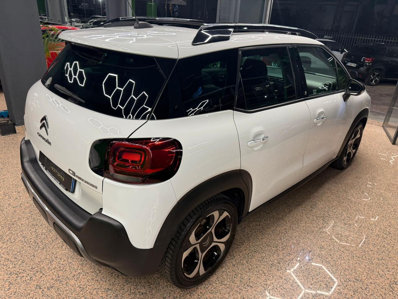 Citroen C3 Aircross C3 Aircross BlueHDi 100 S&S Shine