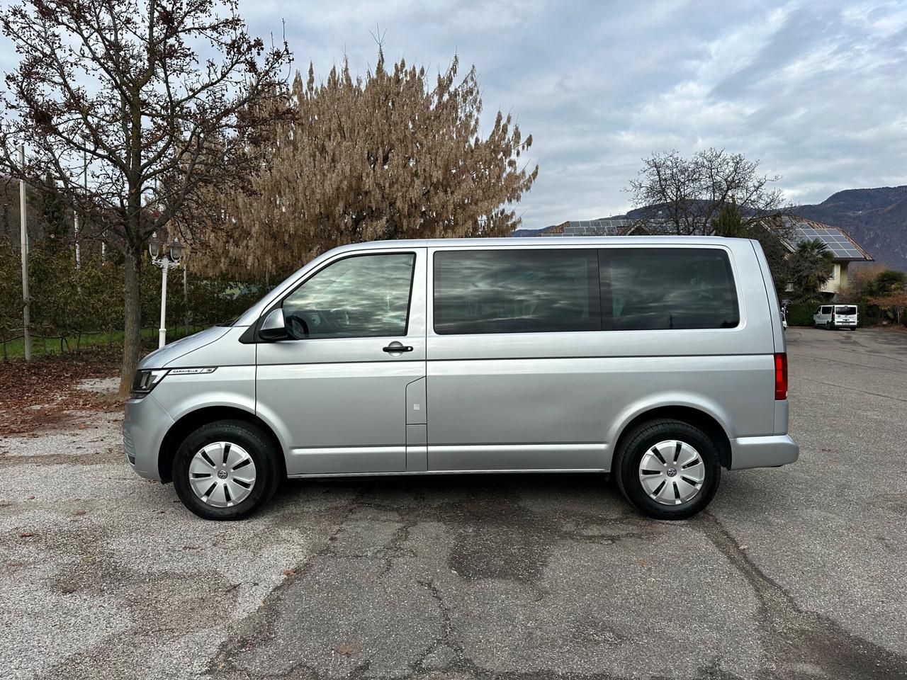 Volkswagen Caravelle 2.0 TDI 110CV PC Trendline