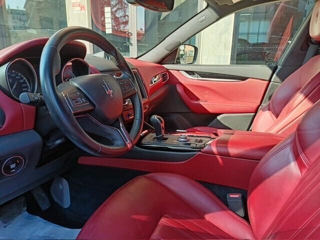 Maserati Levante 3.0 V6 Diesel250CV AWD, TAGLIANDATA