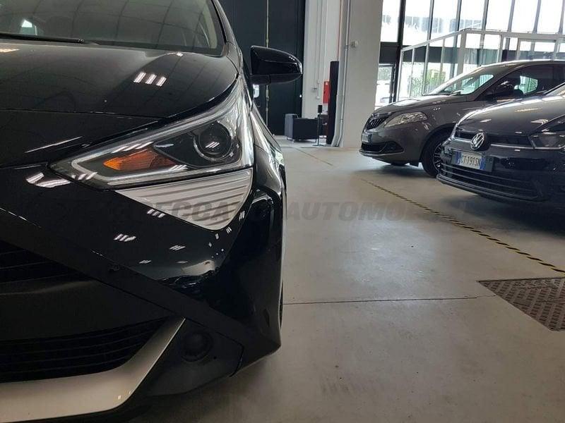 Toyota Aygo Aygo 5p 1.0 x-wave 72cv