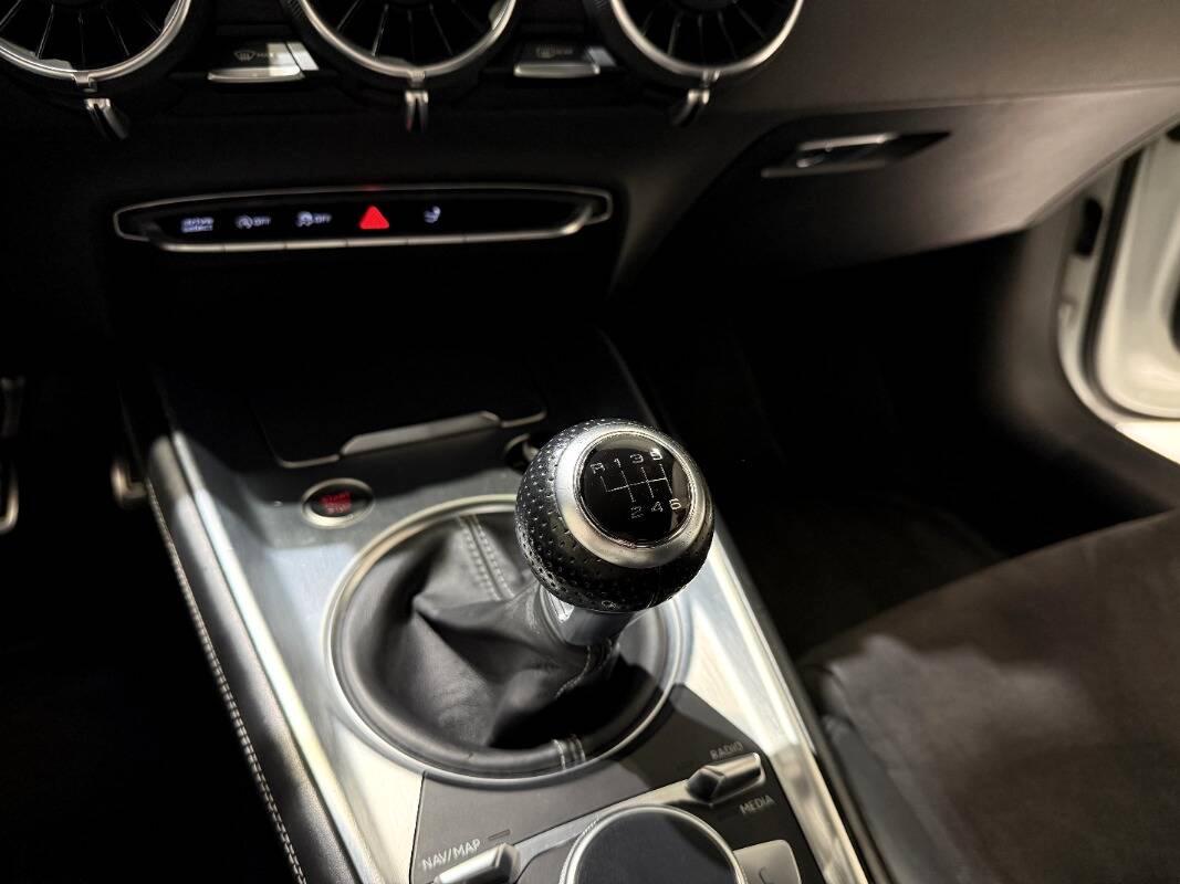 Audi TT Coupé 2.0 tfsi S line