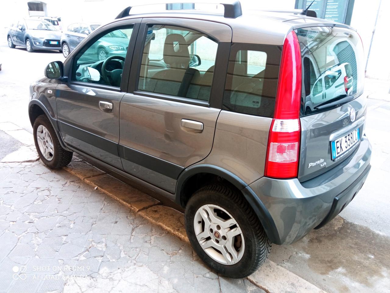 Fiat Panda 1.3 MJT 16V DPF 4x4 Climbing