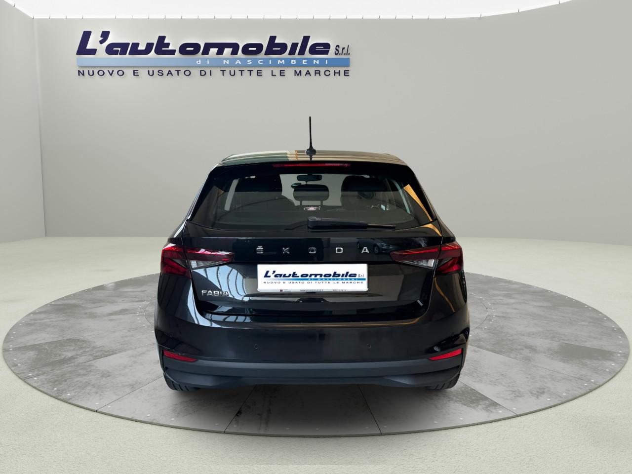 Skoda Fabia 1.0 mpi evo Ambition 80cv CAR PLAY