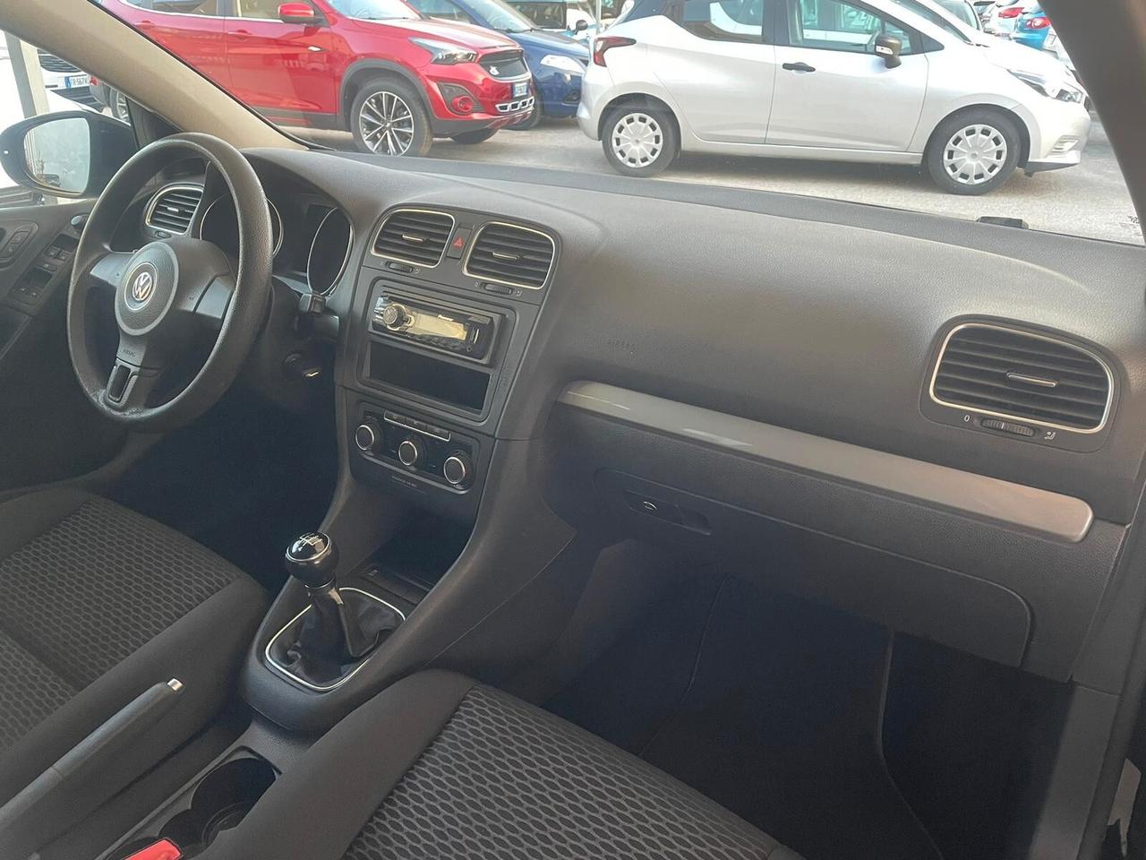 Volkswagen Golf 1.6 TDI DPF 5p. Highline