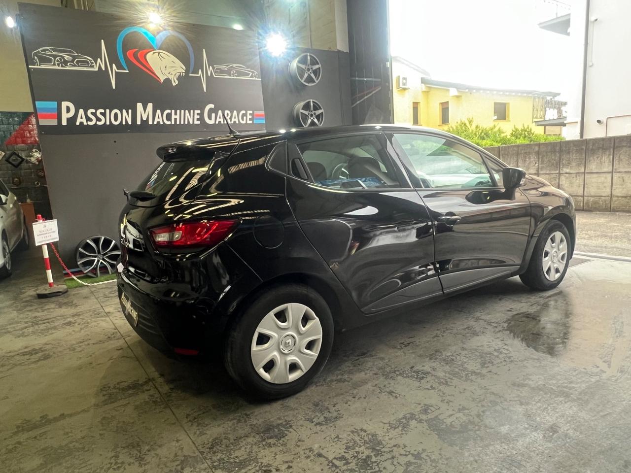 Renault Clio 1.2 75CV 5 porte Life
