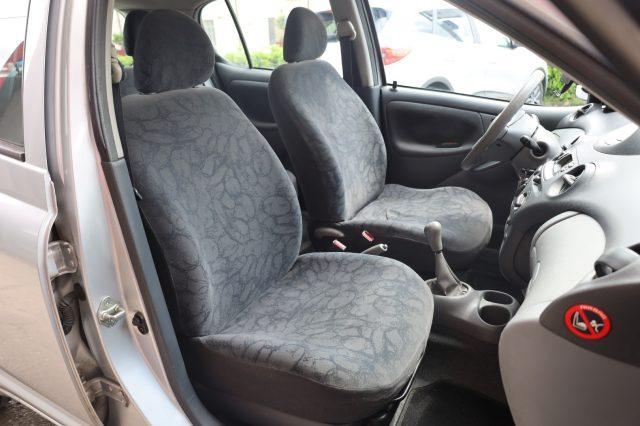 TOYOTA Yaris 1.0i 16V 5 Porte Sol Ideale per NEOPATENTATI