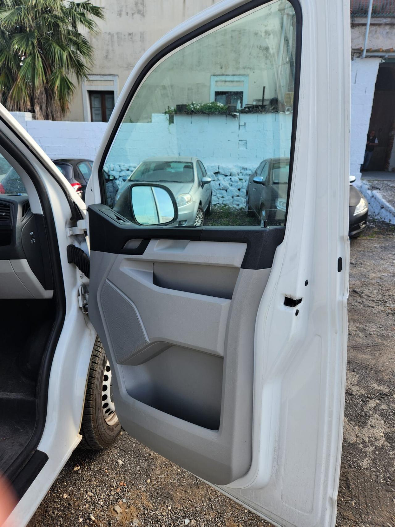 VOLKSWAGEN TRASPORT T6 2.0 102 CV ANNO 2019
