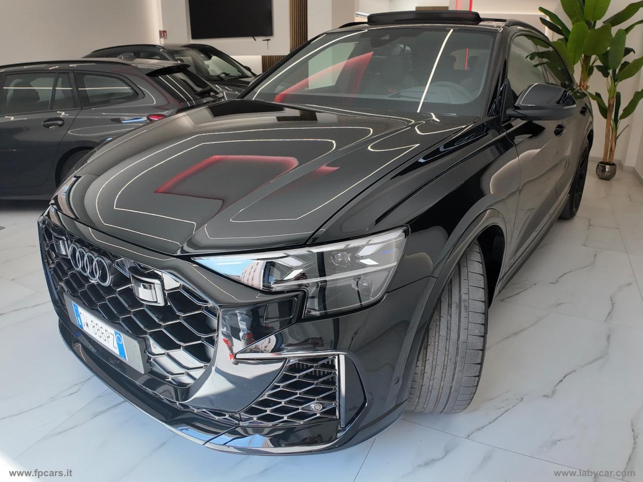AUDI RS Q8 TFSI V8 quattro tiptr. Performance