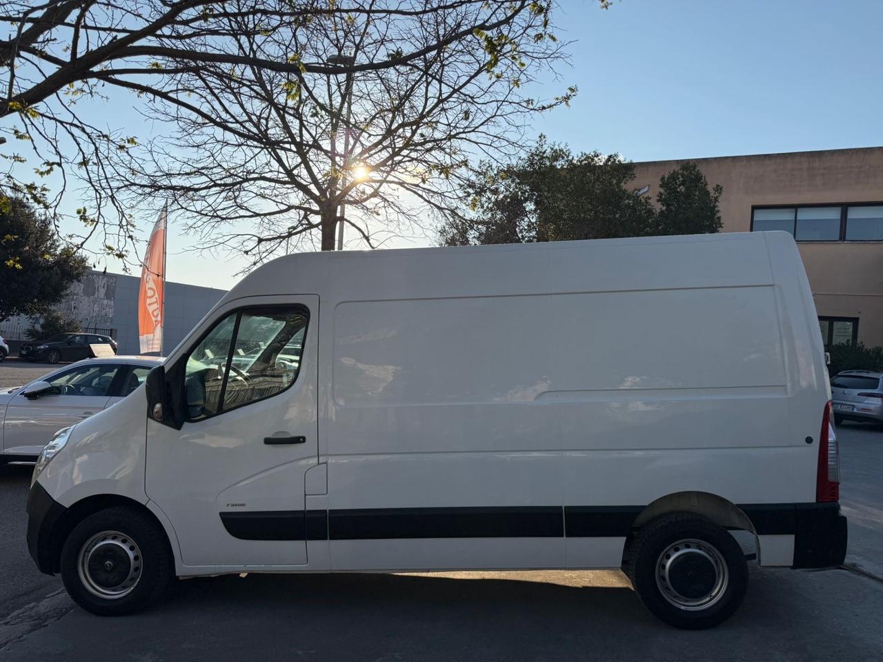 Opel Movano 35 2.3 CDTI 135CV L2 H2