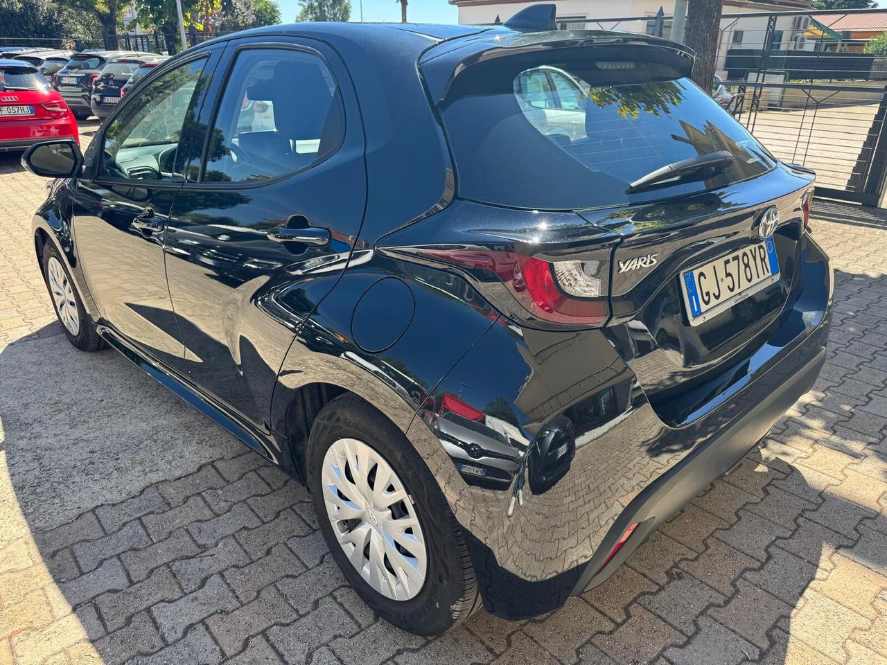 Toyota Yaris 1.5 Hybrid 5 porte Business