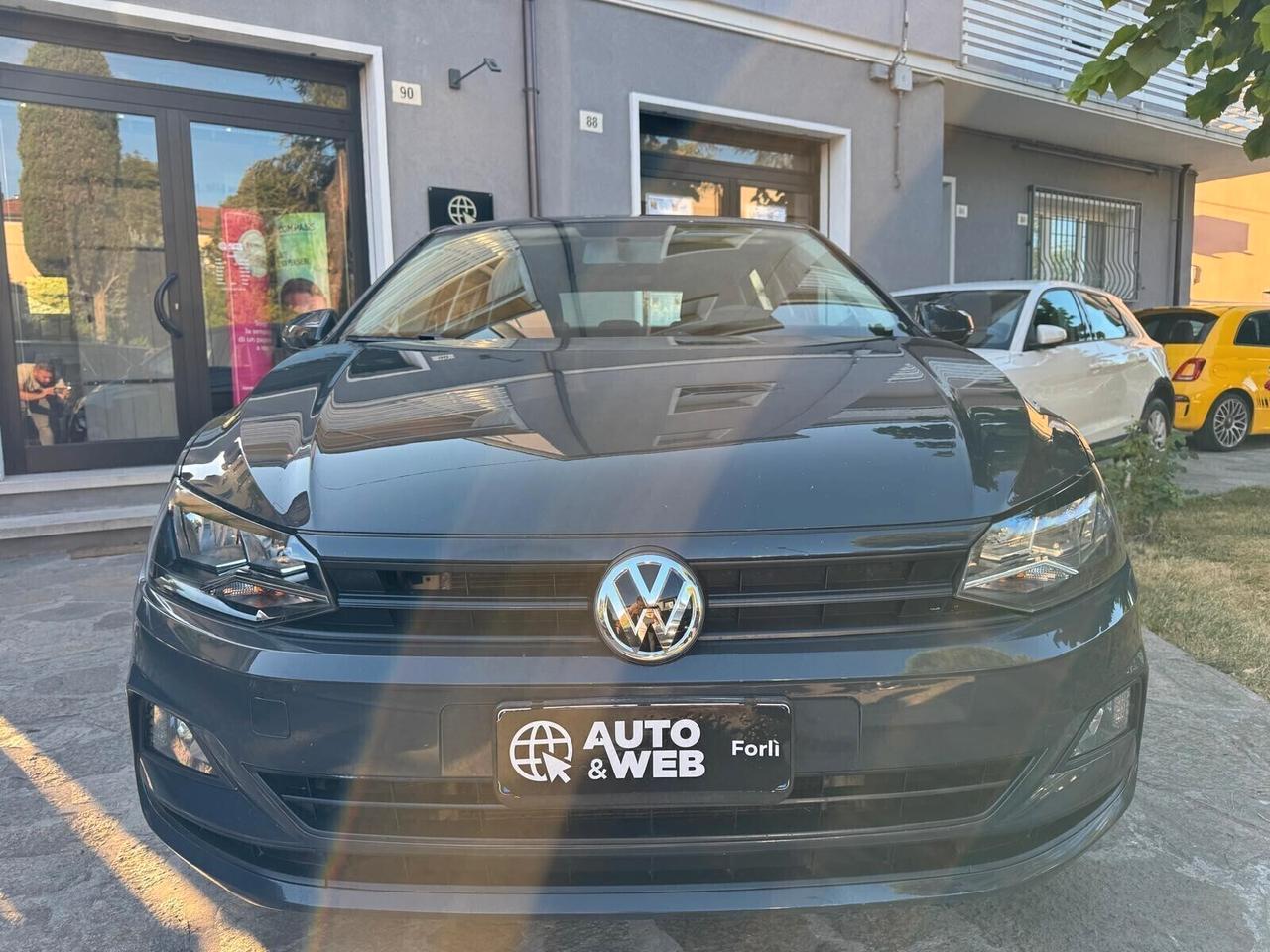 VW POLO 1.0 TGI 5p. Trendline BlueM NEOP