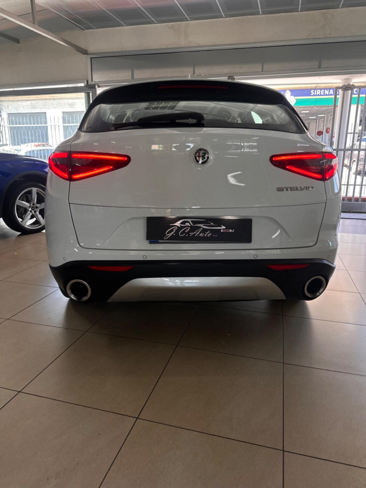 Alfa Romeo Stelvio 2.2 Turbodiesel 190 CV AT8 RWD Executive 2021
