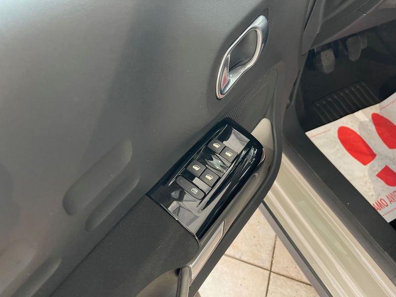 Citroën C3 PureTech 83 S&S Shine NO VINCOLO FINANZIAMENTO