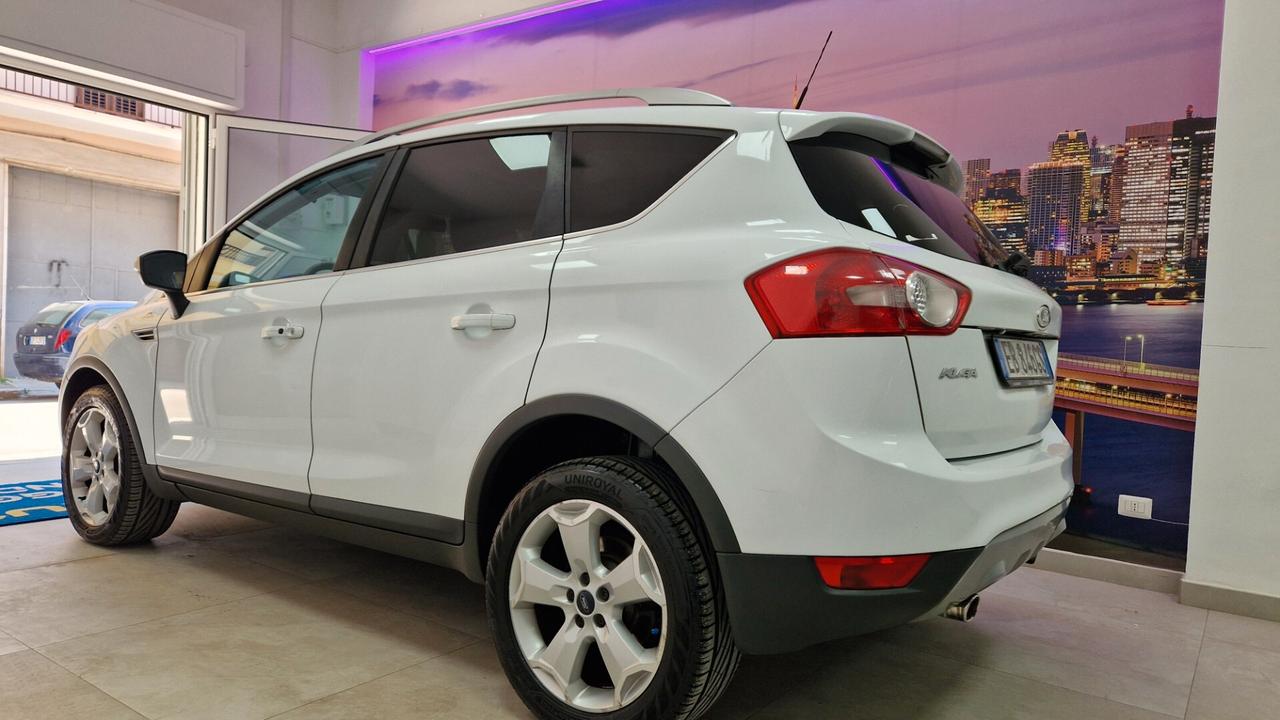 Ford Kuga 2.0 TDCi 136 CV 4WD Titanium DPF