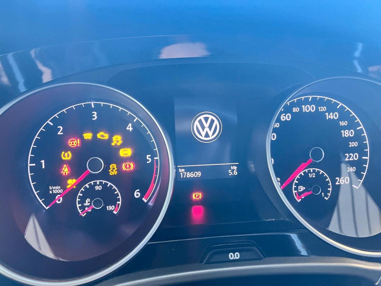 Volkswagen Touran 1.6 TDI DSG Comfortline BlueMotion Technology