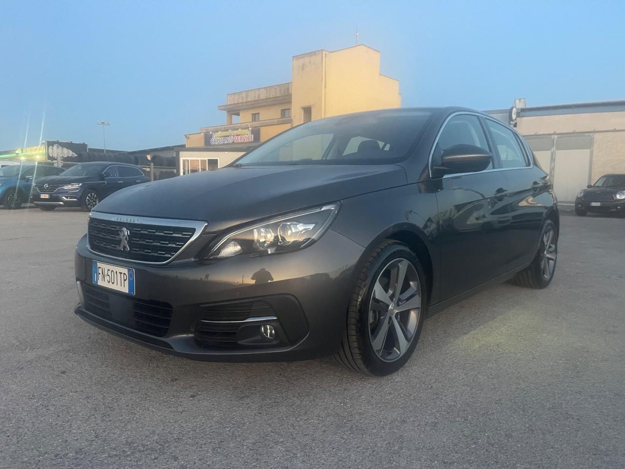 PEUGEOT 308 1.6 HDI 120CV BERLINA FULL LED MY18