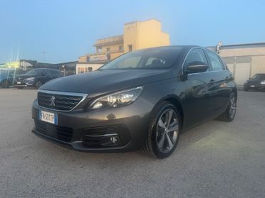 PEUGEOT 308 1.6 HDI 120CV BERLINA FULL LED MY18