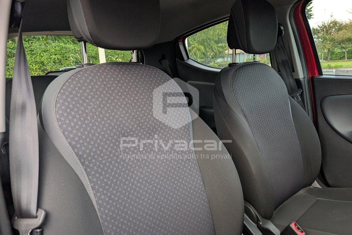 LANCIA Ypsilon 1.2 69 CV 5 porte Silver